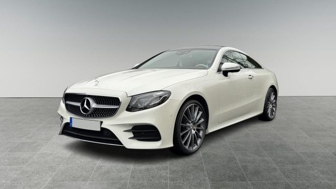 Mercedes E 220 4-Matic Coupé