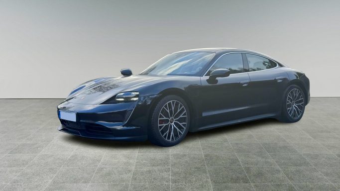 Porsche Taycan 4s